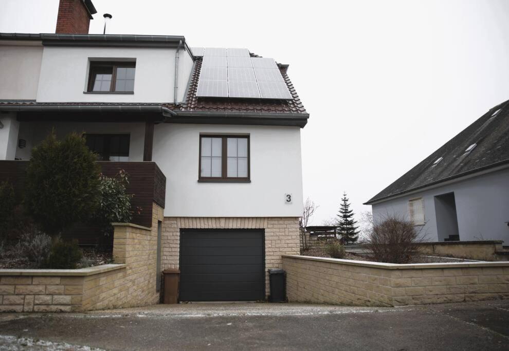 Cozy 3 Bedroom House With 11 Kw Electric Car Charger Hesperange Εξωτερικό φωτογραφία
